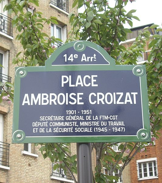 Photo d'une plaque en hommage à Ambroise Croizat