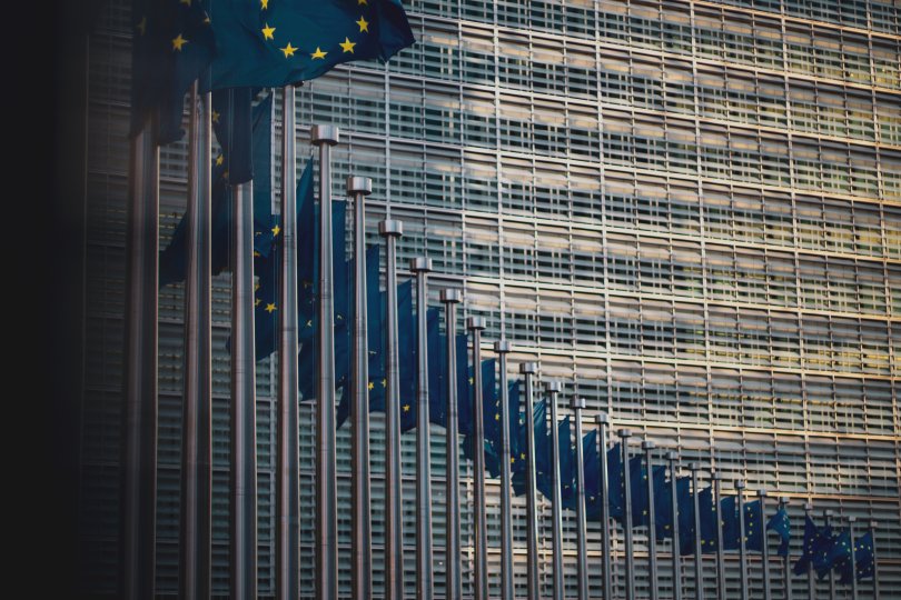 Succession of European flags in Brussels